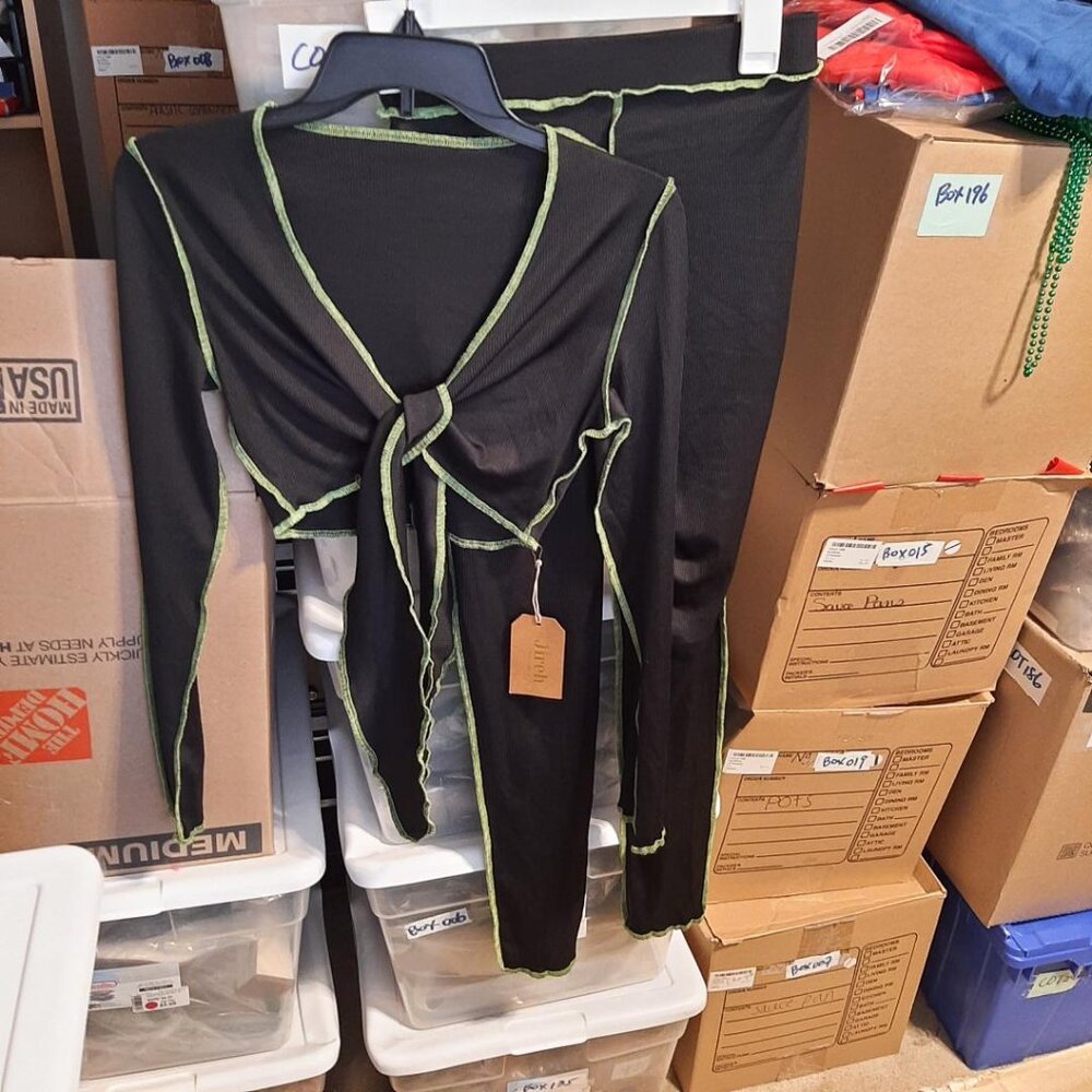 NEW With Tag ! Jireh Women Tie Set Black/Green Size M